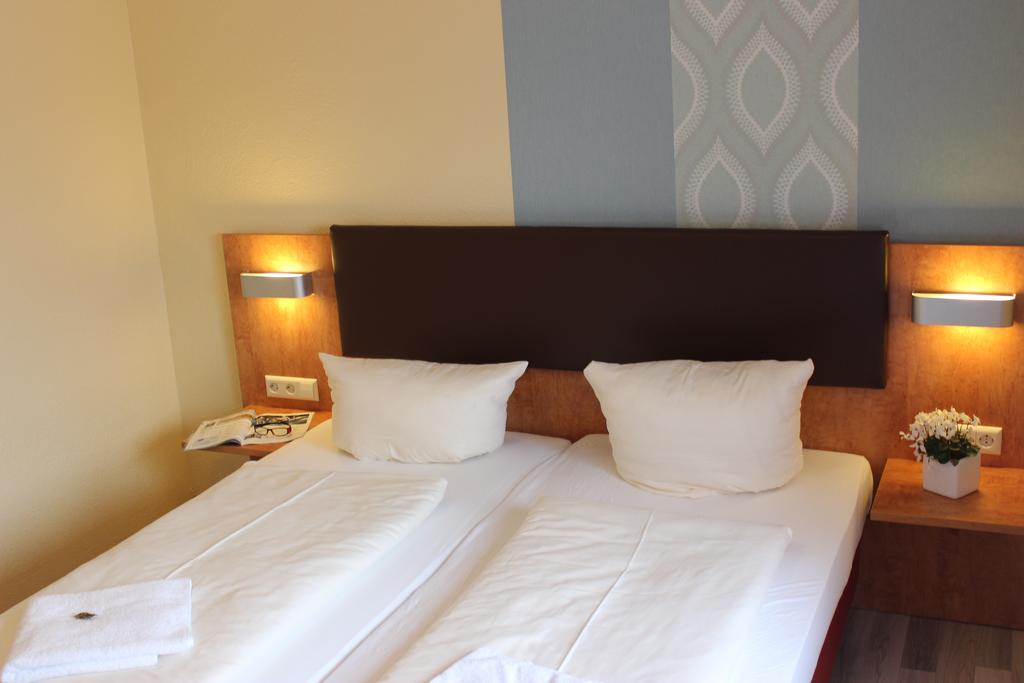 Landhotel Kueffner Pfedelbach 외부 사진