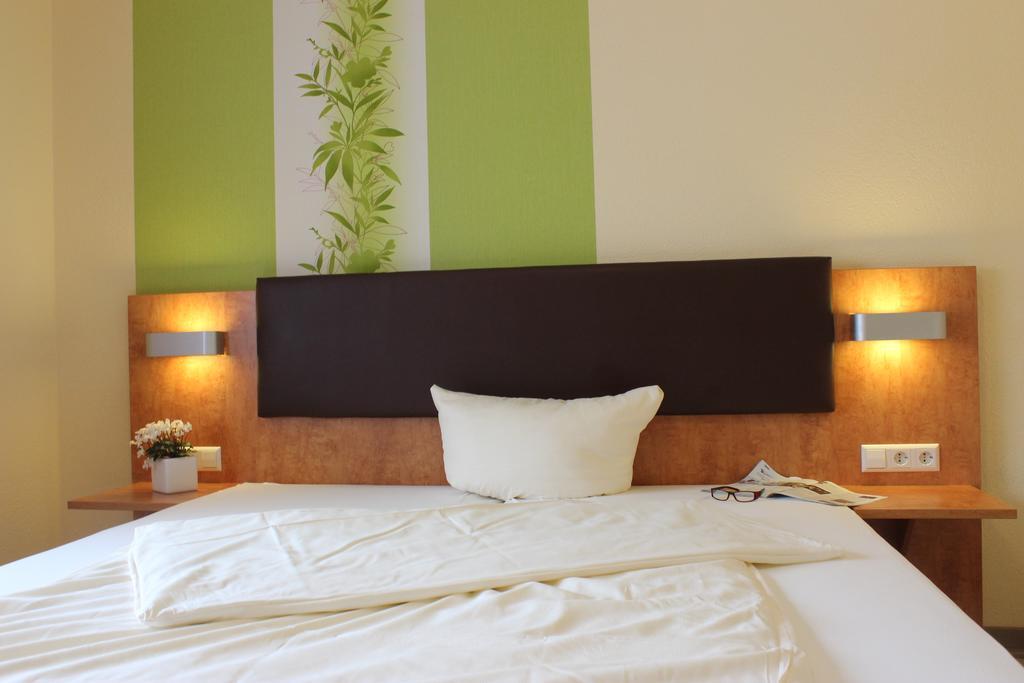 Landhotel Kueffner Pfedelbach 외부 사진
